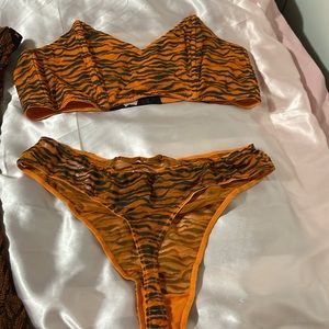 Strapless SAVAGE X FENTY Set + Leggings Bundle